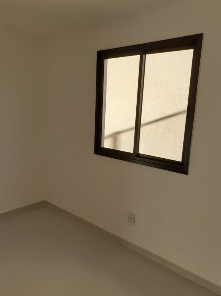 Casa à venda com 4 quartos, 110m² - Foto 4