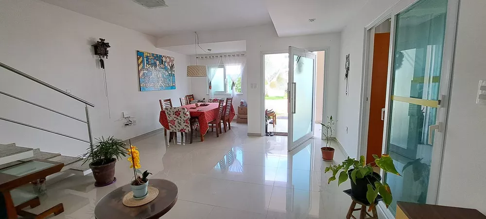 Casa à venda com 4 quartos, 183m² - Foto 3