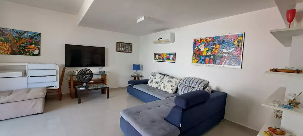 Casa à venda com 4 quartos, 183m² - Foto 1