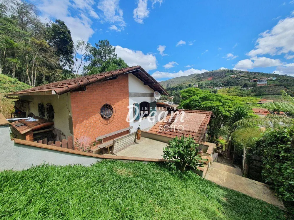 Casa, 3 quartos, 203 m² - Foto 1