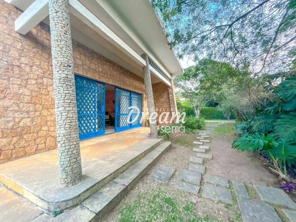 Casa, 4 quartos, 280 m² - Foto 1