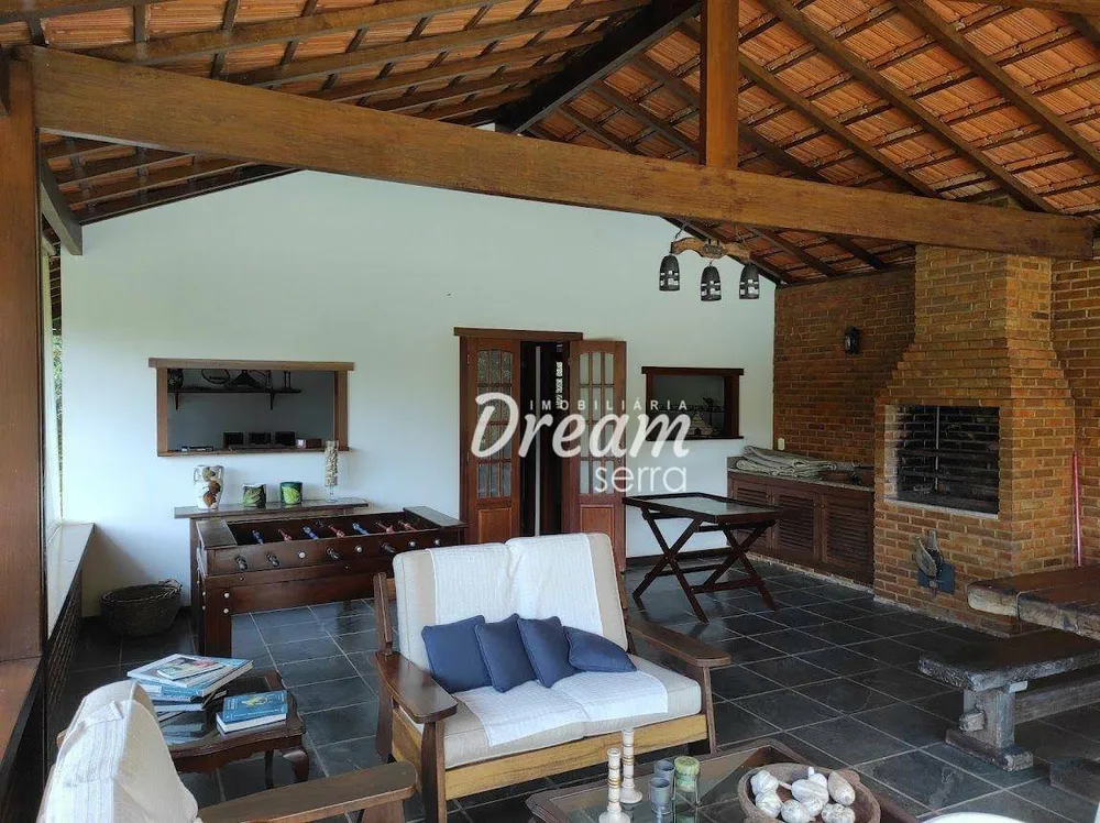 Casa, 3 quartos, 306 m² - Foto 1