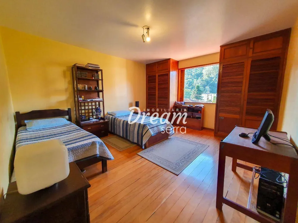 Casa, 3 quartos, 270 m² - Foto 21