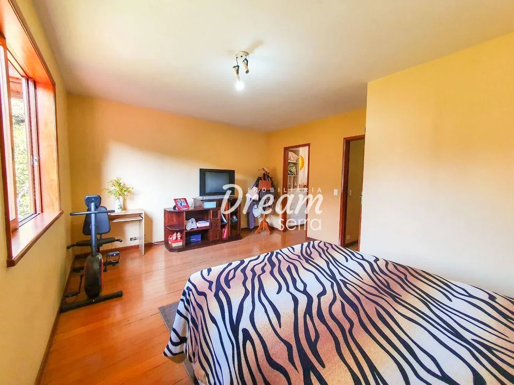 Casa, 3 quartos, 270 m² - Foto 31