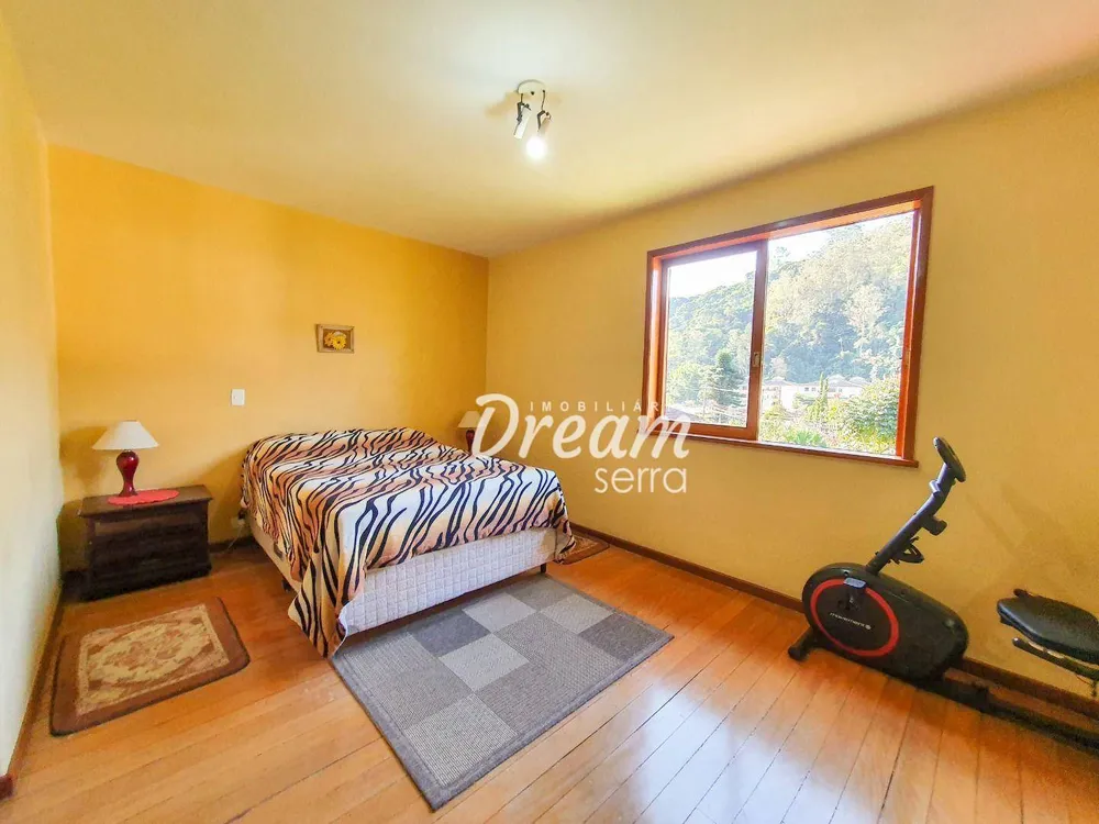 Casa, 3 quartos, 270 m² - Foto 30