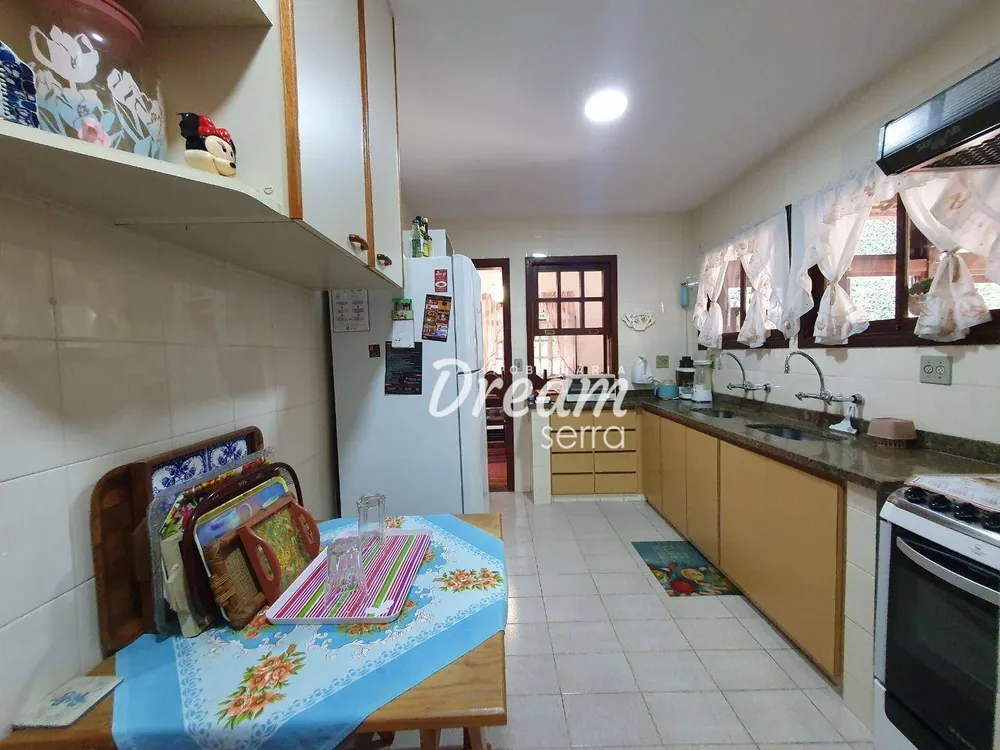 Casa, 4 quartos, 320 m² - Foto 31