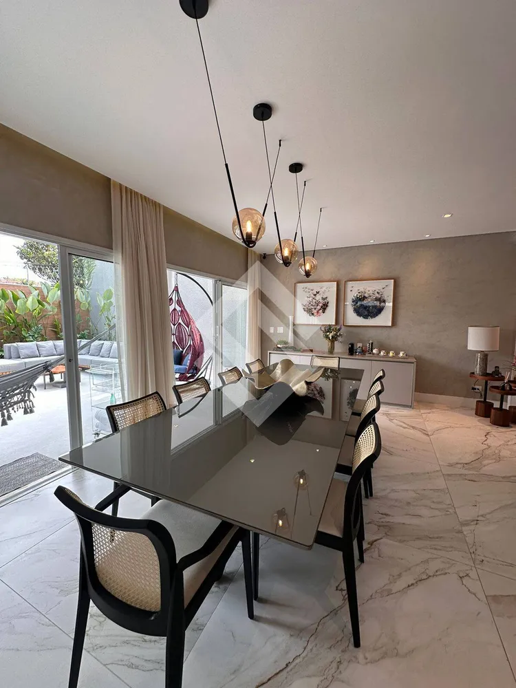 Casa, 3 quartos, 452 m² - Foto 1