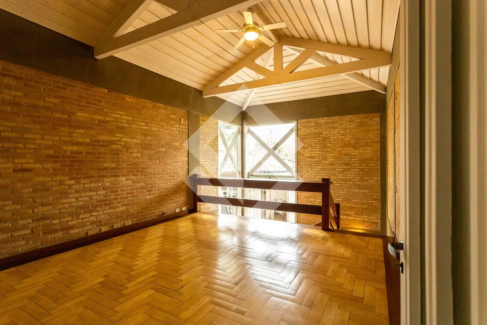 Casa, 4 quartos, 750 m² - Foto 1