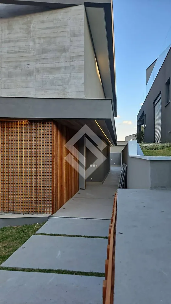 Casa, 5 quartos, 610 m² - Foto 1