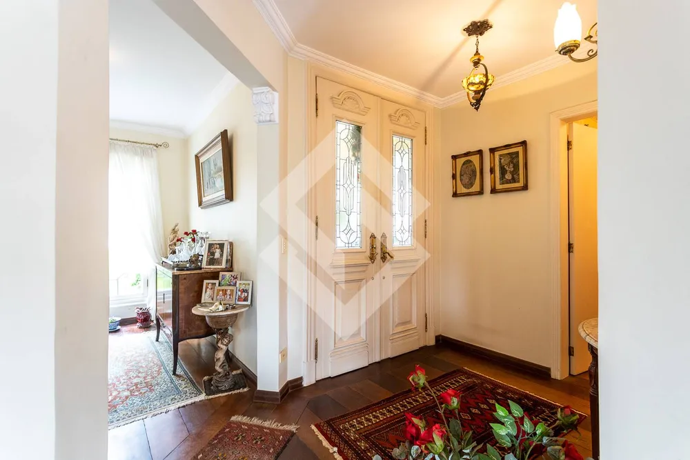 Casa, 5 quartos, 361 m² - Foto 1