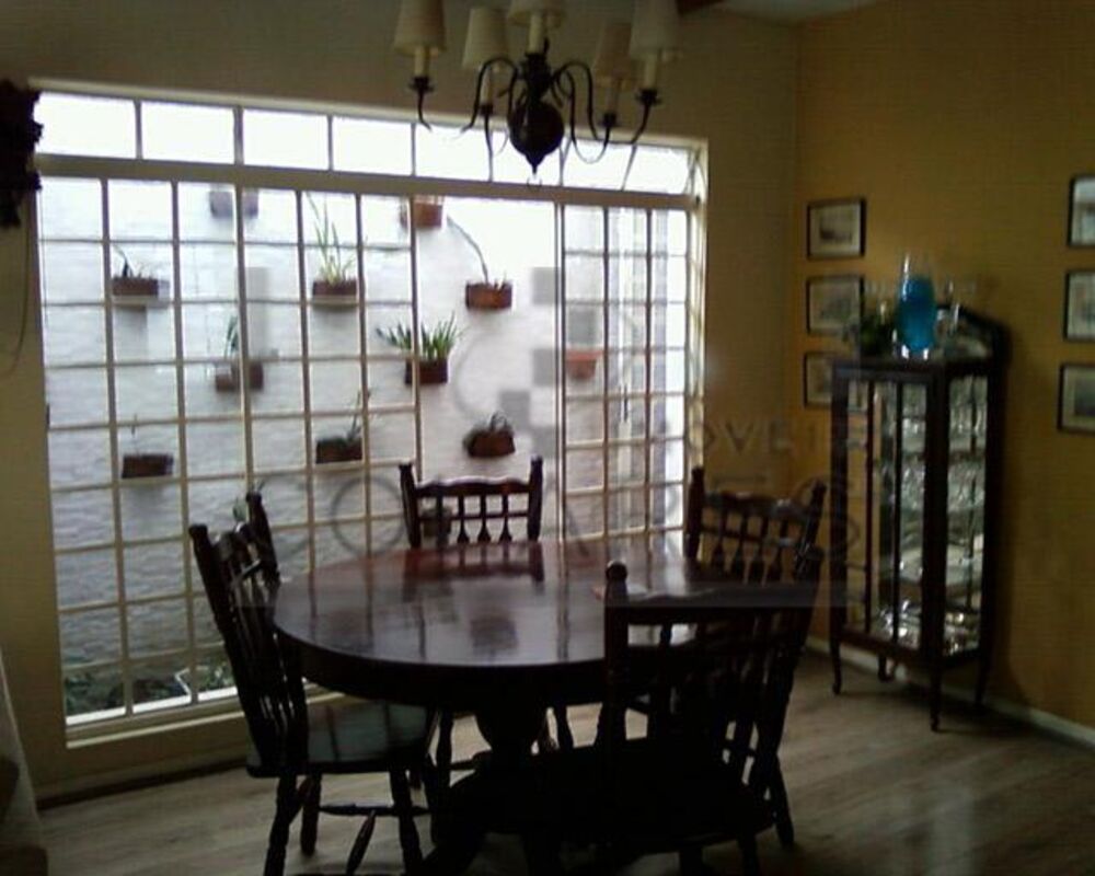 Casa, 3 quartos, 240 m² - Foto 2