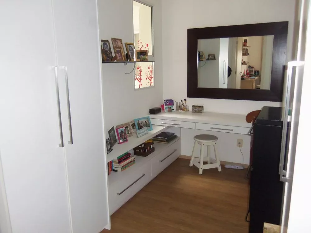 Apartamento à venda com 4 quartos, 219m² - Foto 7