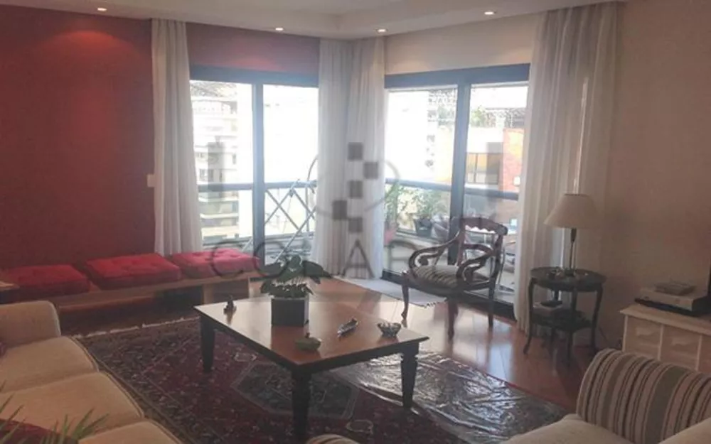 Apartamento à venda com 3 quartos, 155m² - Foto 2