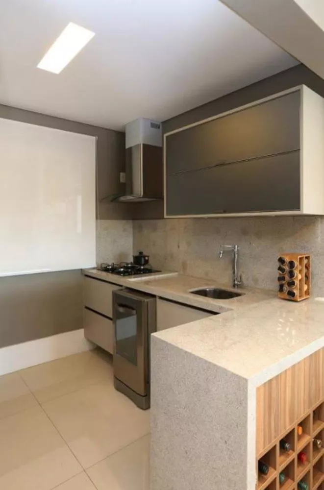 Apartamento à venda com 3 quartos, 95m² - Foto 3