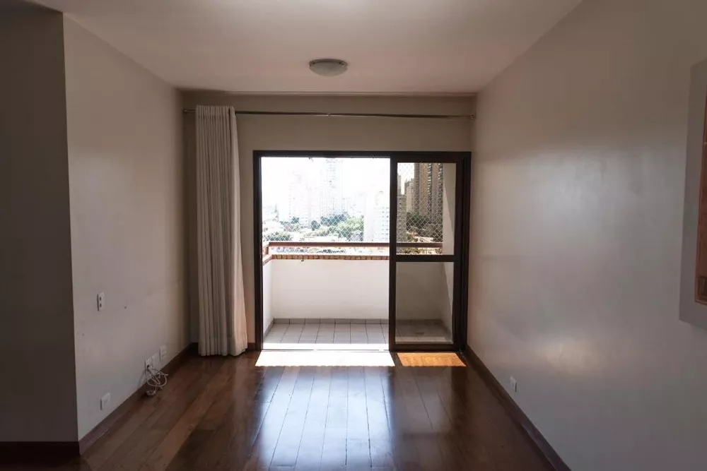 Apartamento à venda com 3 quartos, 100m² - Foto 2