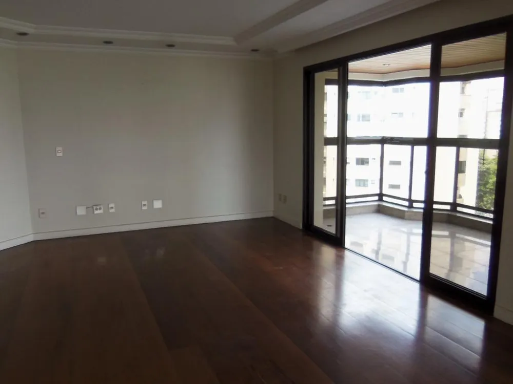 Apartamento, 3 quartos, 280 m² - Foto 2