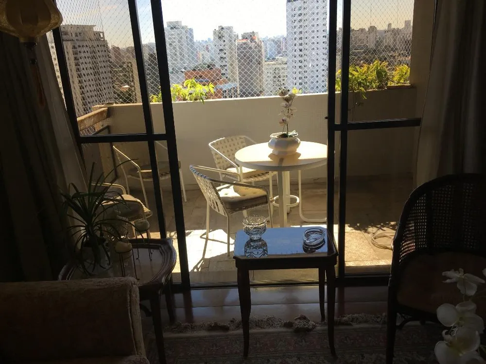 Apartamento, 4 quartos, 220 m² - Foto 1