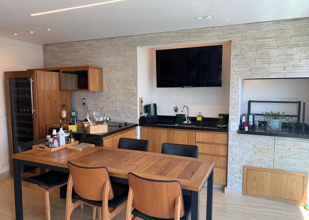 Apartamento, 4 quartos, 207 m² - Foto 2