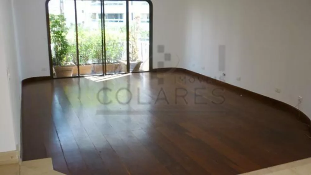 Apartamento para alugar com 4 quartos, 194m² - Foto 3