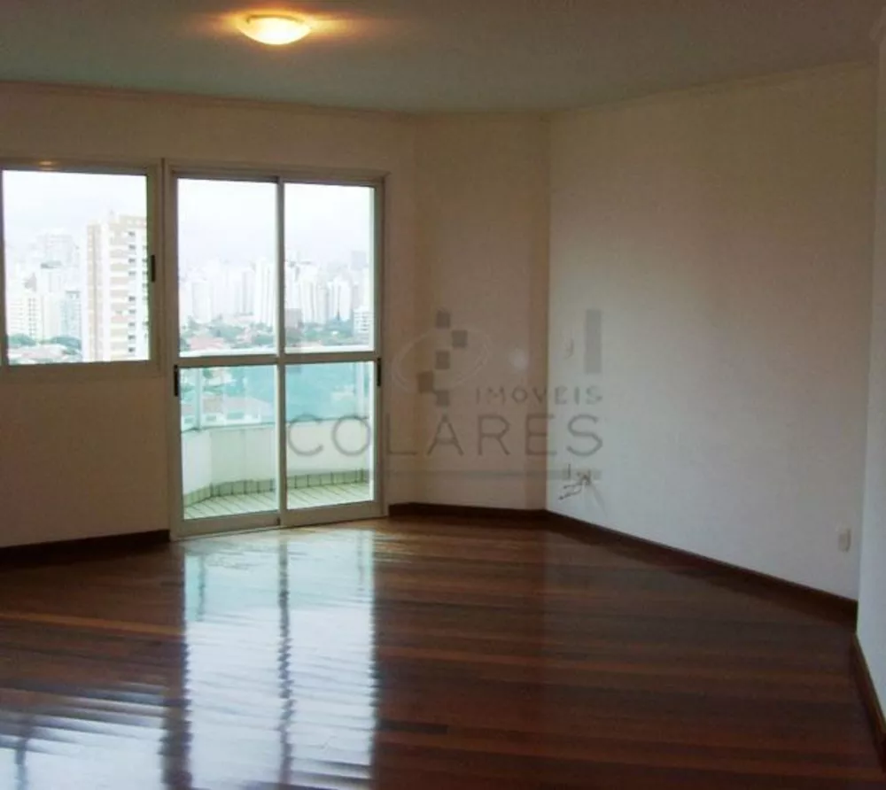 Apartamento à venda com 3 quartos, 142m² - Foto 2