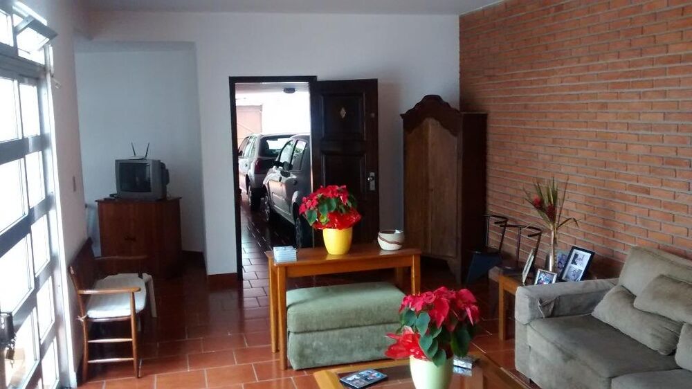 Sobrado, 3 quartos, 311 m² - Foto 1