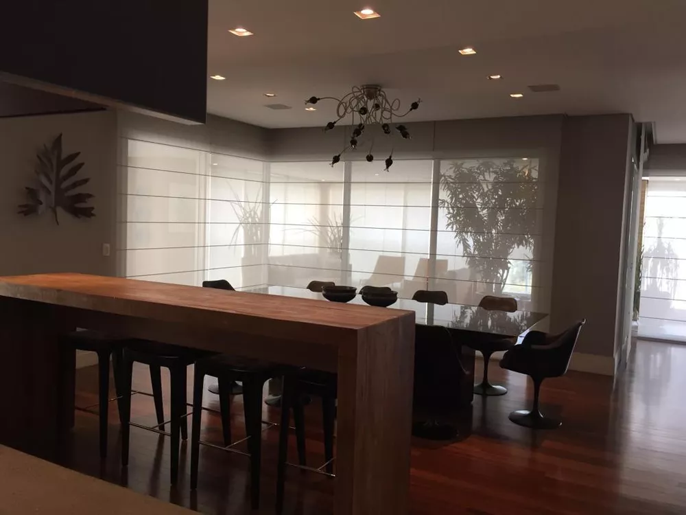 Apartamento, 3 quartos, 385 m² - Foto 1