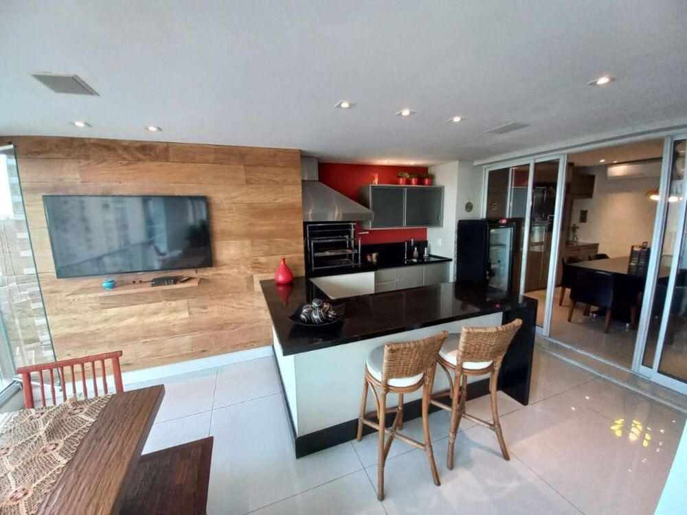 Apartamento, 3 quartos, 380 m² - Foto 1