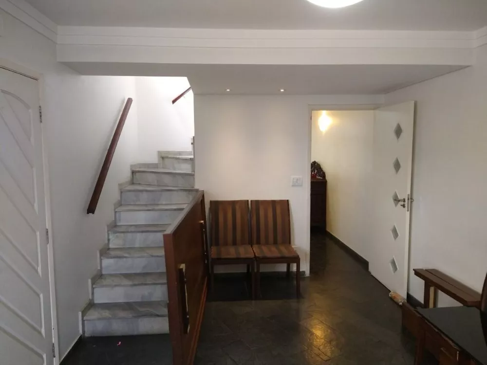 Sobrado, 3 quartos, 200 m² - Foto 2