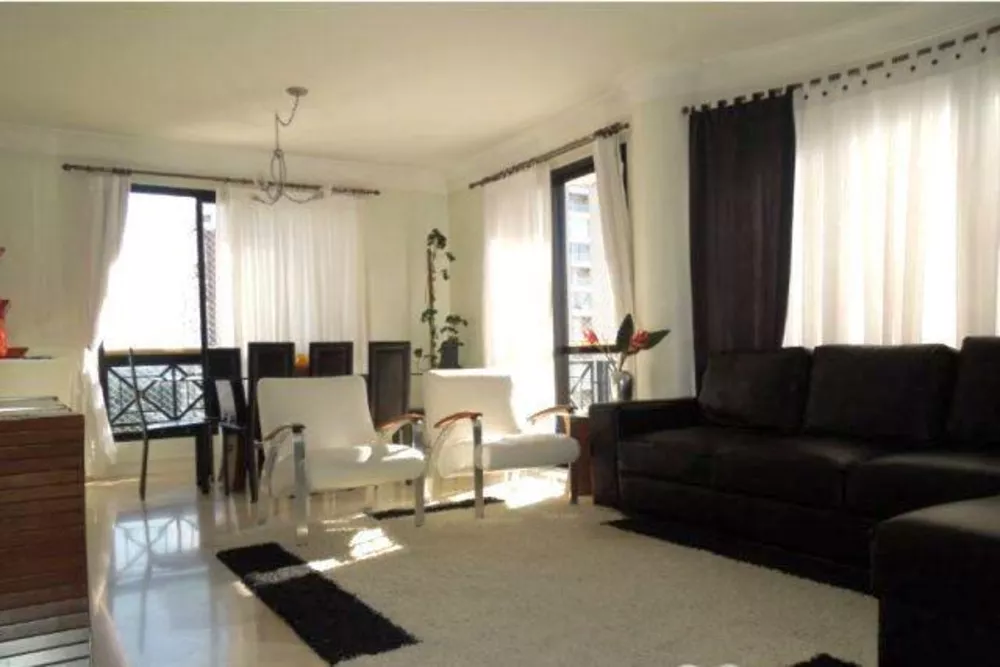 Apartamento à venda com 4 quartos, 190m² - Foto 2