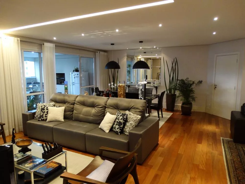 Apartamento, 3 quartos, 178 m² - Foto 2