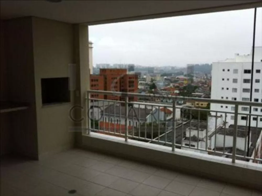 Apartamento à venda com 3 quartos, 101m² - Foto 2