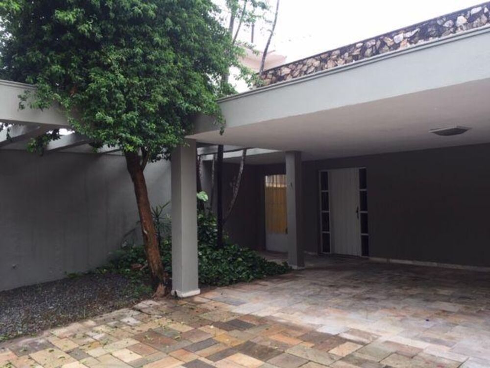 Sobrado à venda e aluguel, 380m² - Foto 1
