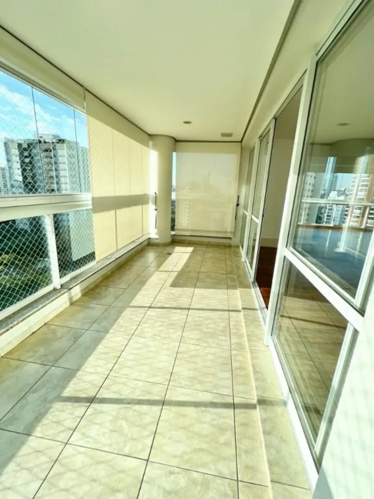 Apartamento, 4 quartos, 223 m² - Foto 2