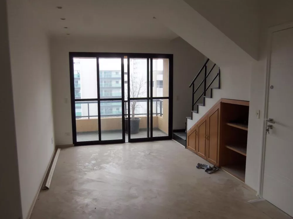 Cobertura, 3 quartos, 215 m² - Foto 1