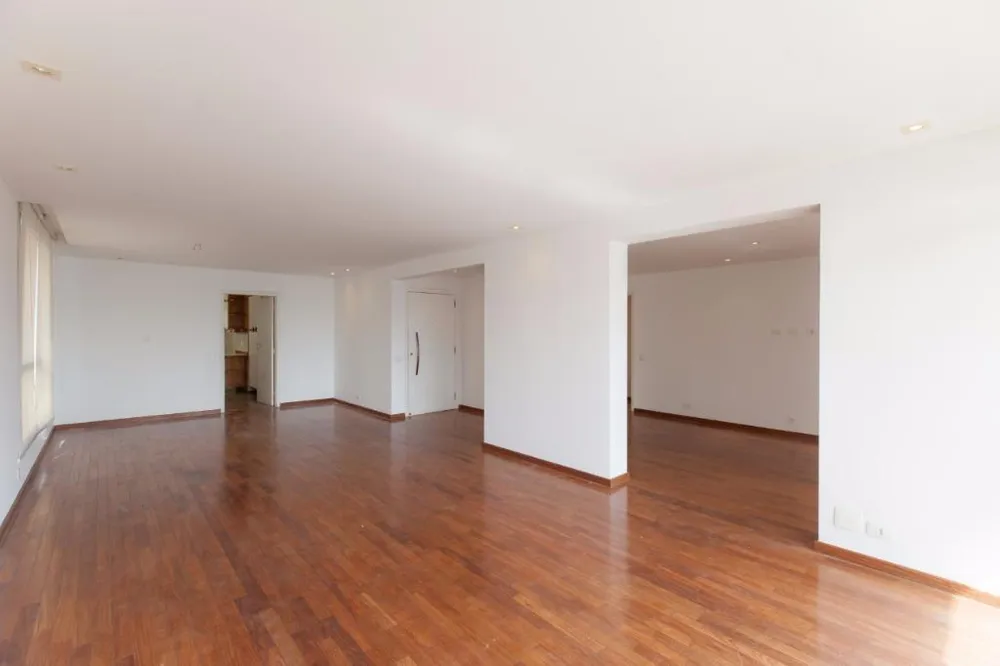 Apartamento, 3 quartos, 184 m² - Foto 2