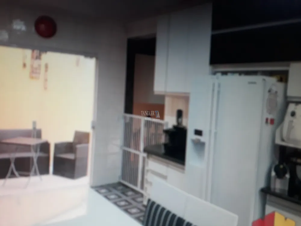 Casa, 5 quartos, 242 m² - Foto 1