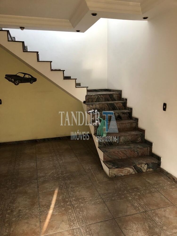 Casa à venda com 3 quartos, 150m² - Foto 4