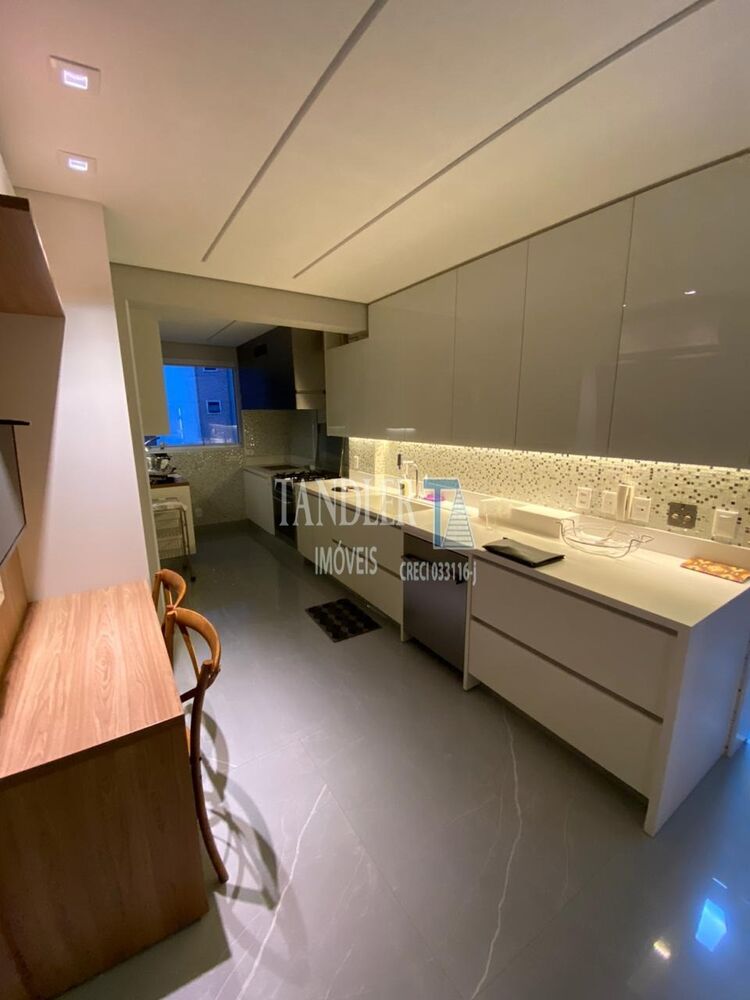 Apartamento, 4 quartos, 258 m² - Foto 12