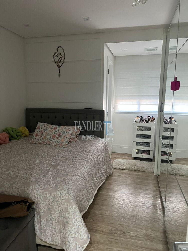 Apartamento, 4 quartos, 234 m² - Foto 9