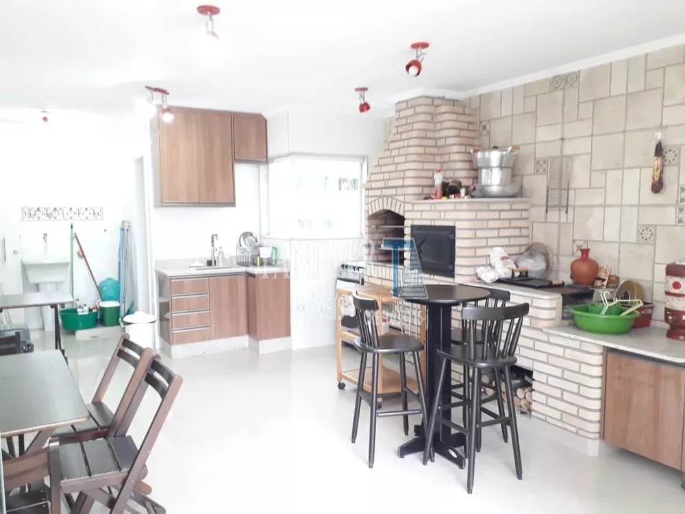 Casa, 3 quartos, 220 m² - Foto 9
