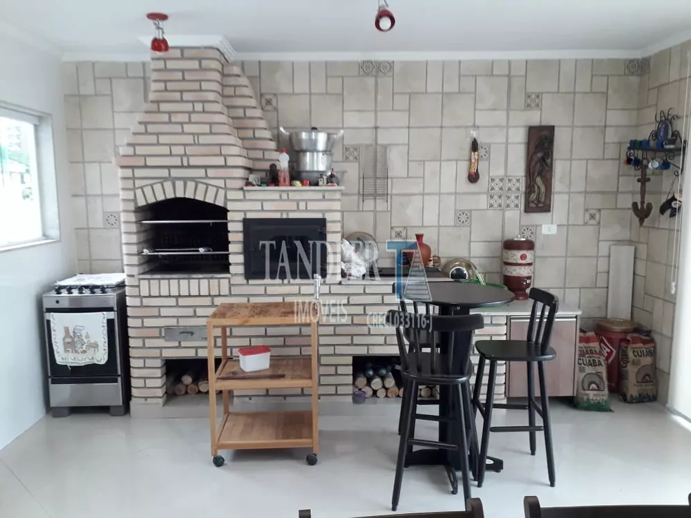 Casa, 3 quartos, 220 m² - Foto 12
