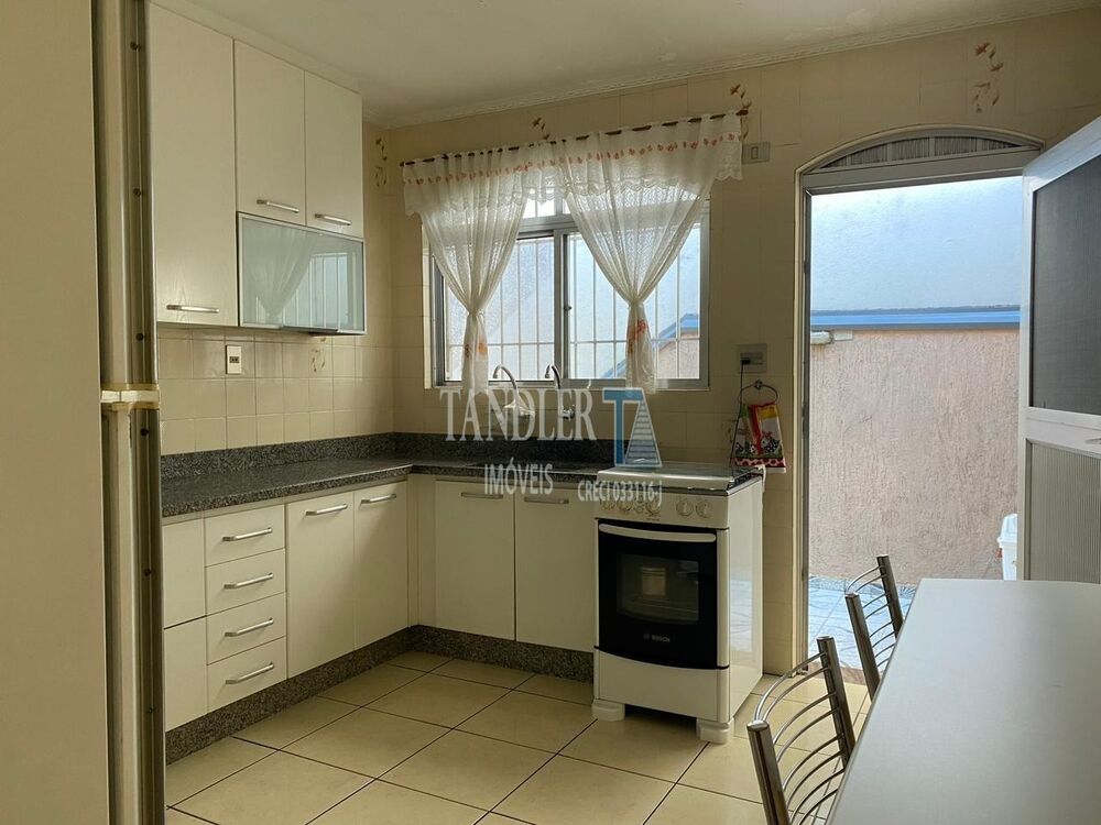 Casa, 3 quartos, 280 m² - Foto 12