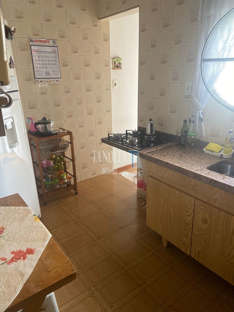 Casa, 4 quartos, 135 m² - Foto 2