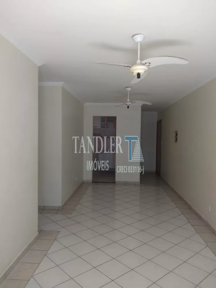 Apartamento à venda com 2 quartos, 78m² - Foto 2