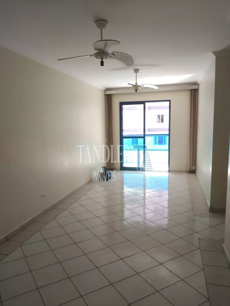 Apartamento à venda com 2 quartos, 78m² - Foto 1