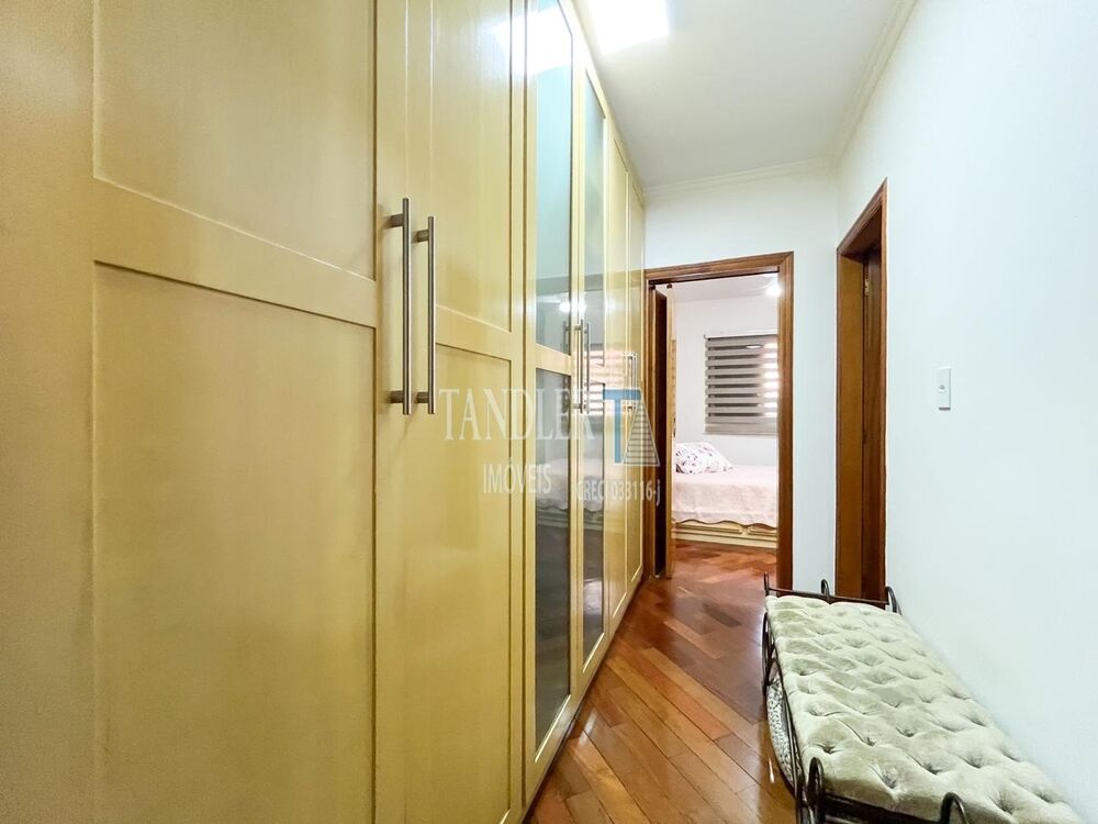 Casa, 3 quartos, 199 m² - Foto 4
