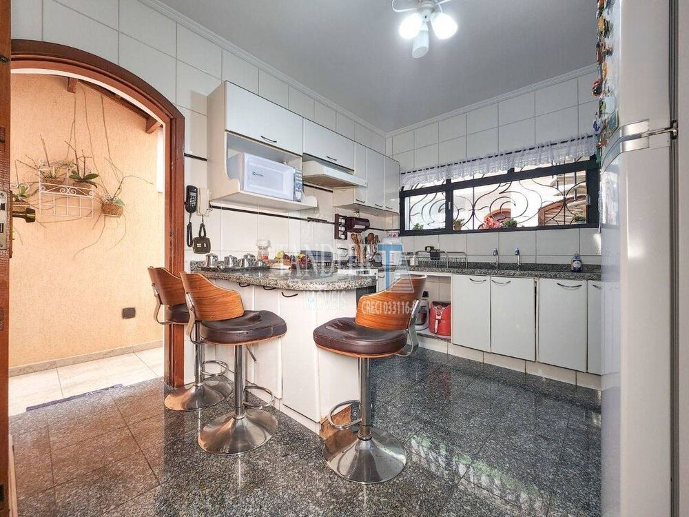 Casa, 3 quartos, 280 m² - Foto 2