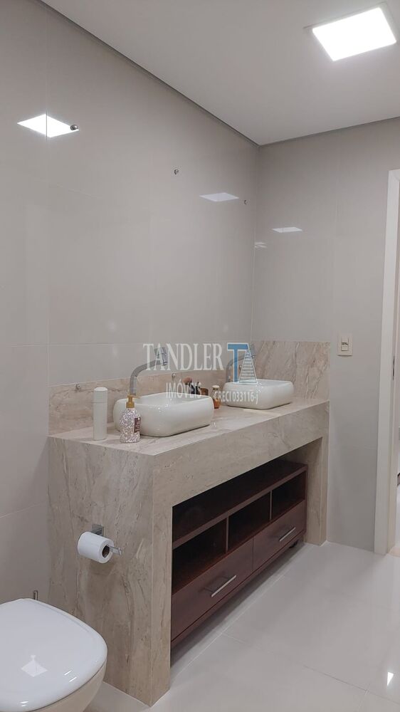 Casa à venda com 3 quartos, 130m² - Foto 17