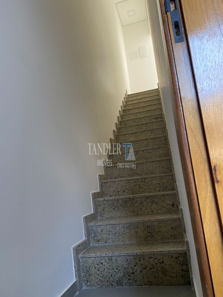 Casa à venda com 3 quartos, 140m² - Foto 5
