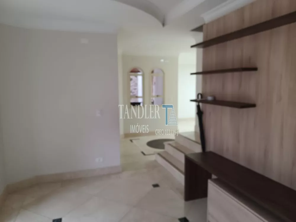 Casa à venda com 4 quartos, 352m² - Foto 1